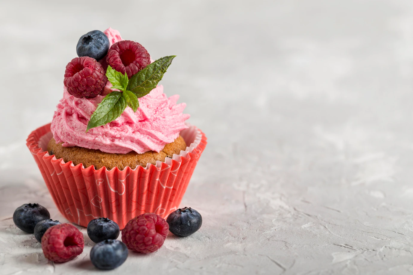 front-view-view-tasty-cupcake-with-strawberry-cream_23-2148718764